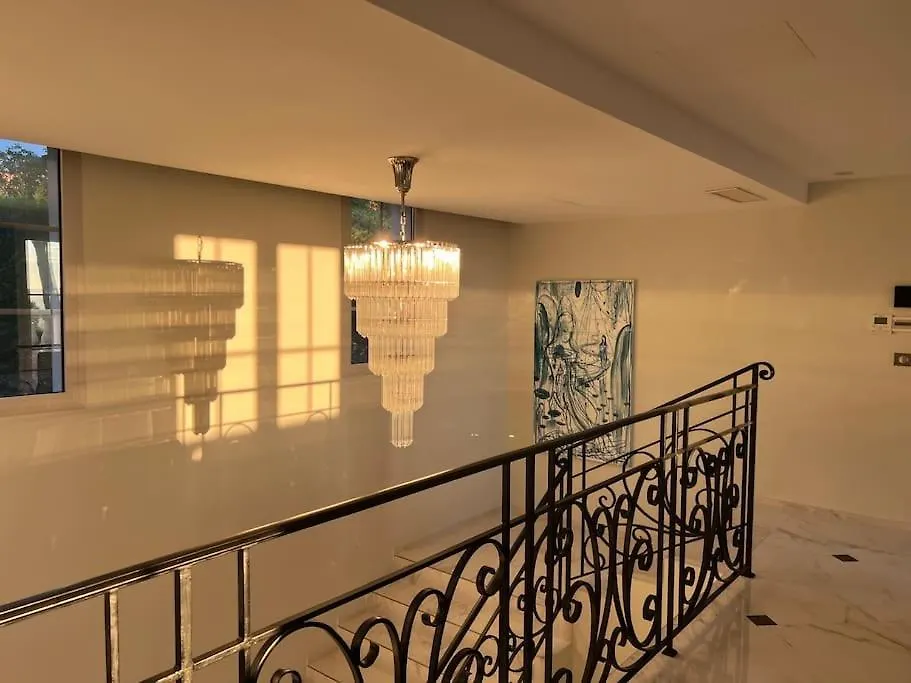 Villa Lion, Gorgeous Villa In Le Cannet Overlooking Cannes